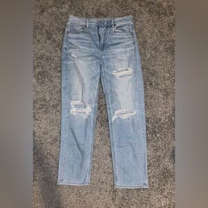 AE Mom Straight Jean